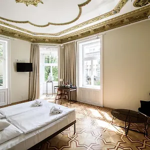 4* Aparthotel Home Aparthotel